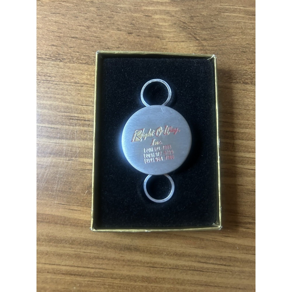 Vintage Zippo Key Holder Original Box 'Right O Way' Advertisement Silver Toned
